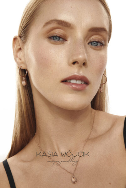 Commercial for Kasia Wojcik Jewellery photographed by Ala Wesolowska