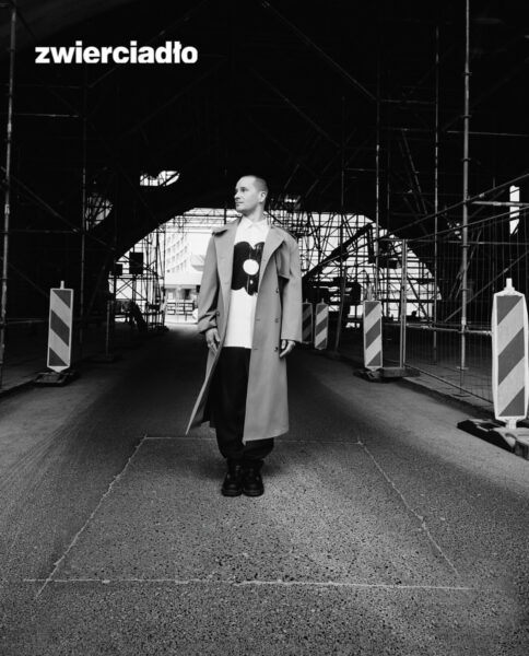 Cover Story for Zwierciadło Magazine featuring Krzysztof Zalewski with styling by Ewelona