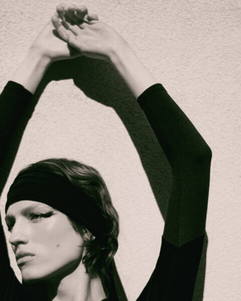 Portrait editorial photographed by Piotr Wlochyn