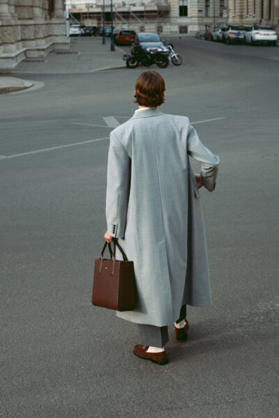 Commercial for Lobos with photography by Paulina Manterys