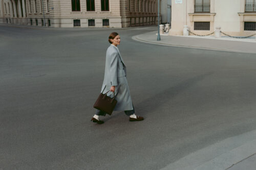 Commercial for Lobos with photography by Paulina Manterys