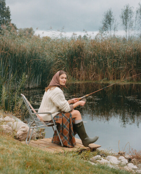 Commercial for Elementy with styling by Ellie Lazarczyk