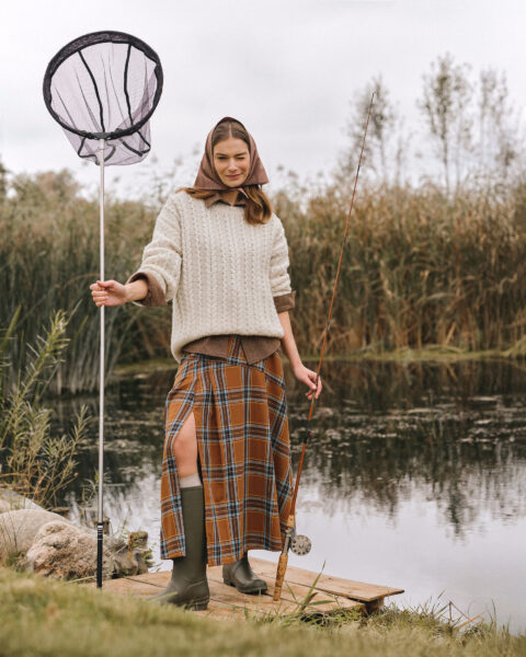 Commercial for Elementy with styling by Ellie Lazarczyk