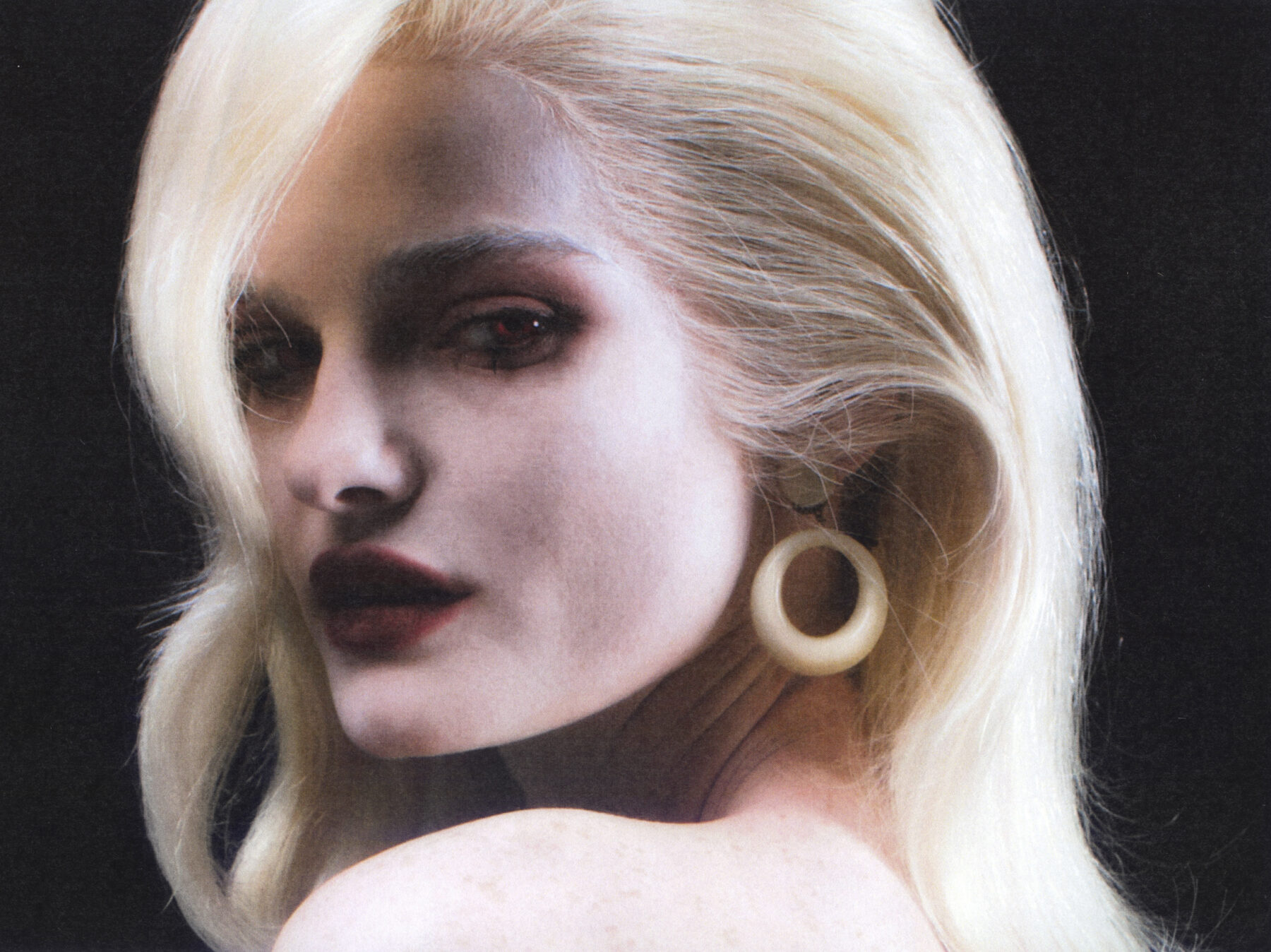 Fashion editorial photographed by Gabriel Szustak